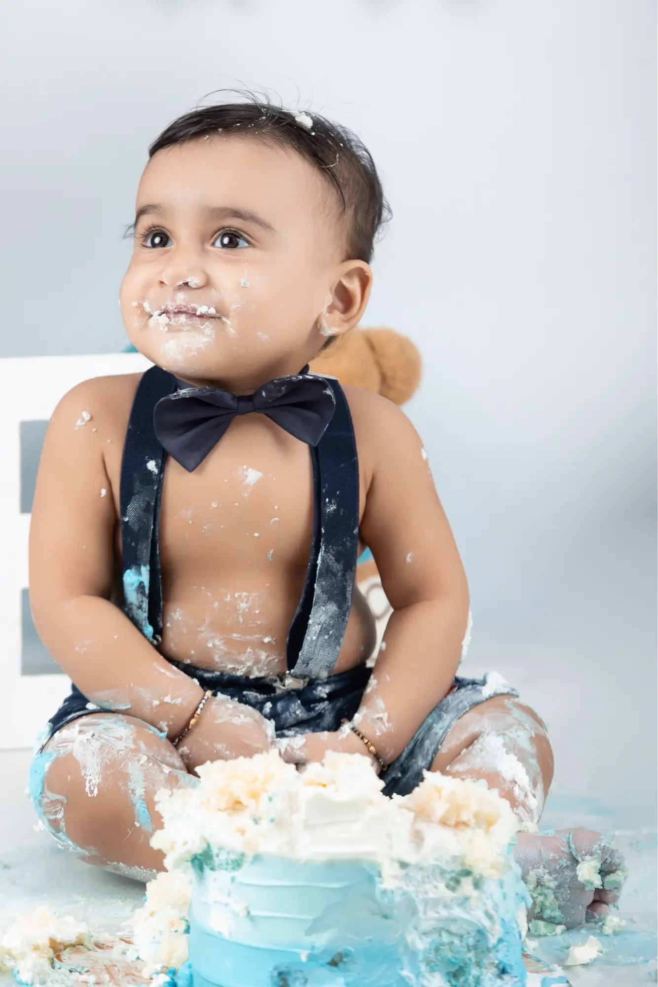 Cake smash moment 8